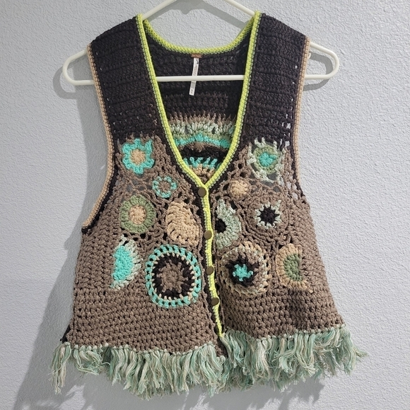 Free People Desert Rose Crochet Vest *Sold Out Style NWT Sz XS - Picture 5 of 7